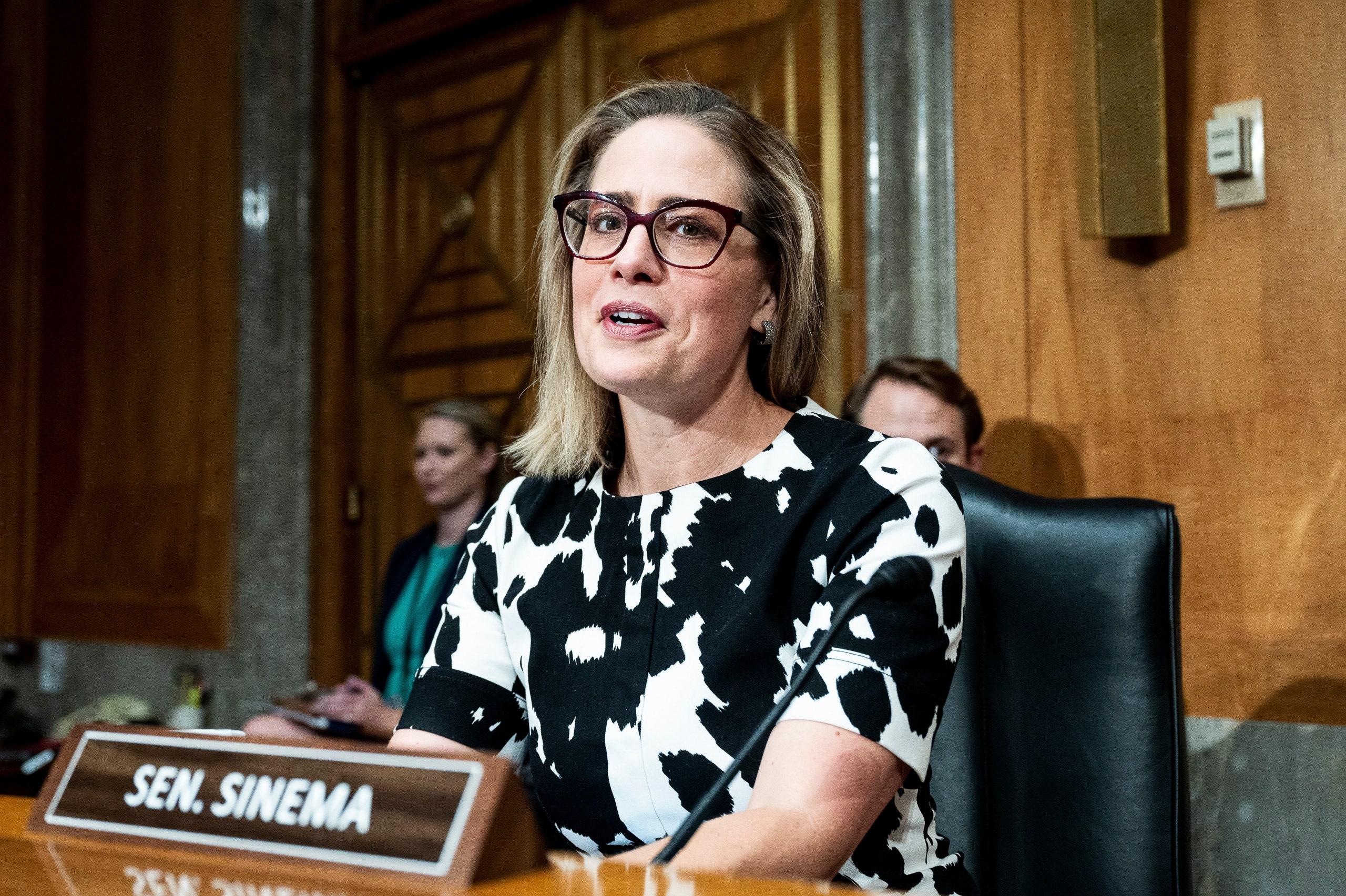 - Sinema Rebukes ⁣Democrats Filibuster Admission: Political Opportunism ⁣or Principled Stance?